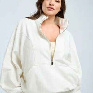 Booty by Brabants White/Ivory Half-Zip Pullover size S/M